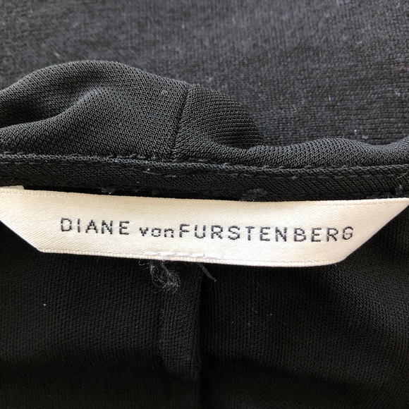 Diane Von Furstenberg black faux wrap dress. - Picture 3 of 9